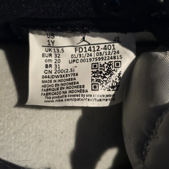 Boys Size 1Y - Jordan 1 Retro High OG Midnight Navy PS FD1412-401 Basketball - Picture 9 of 9